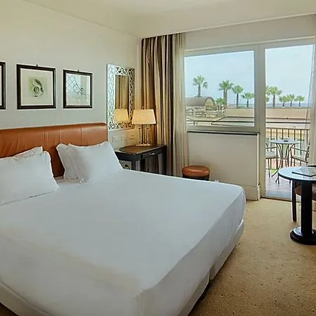 Nh Parco Degli Aragonesi Hotell 4*